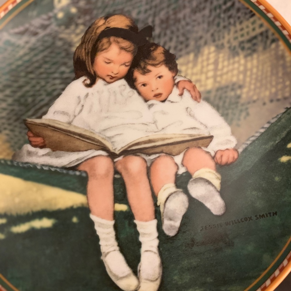 Set of 2 Edward Knowles collector plates